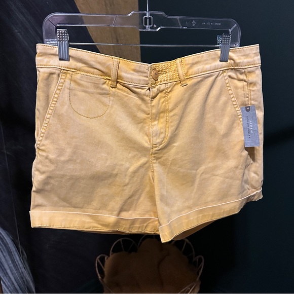 Anthro Relaxed Chino Shorts in Yellow Wash - Picture 3 of 5